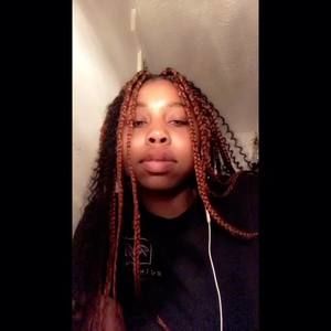 Meet your Posher, Dilly